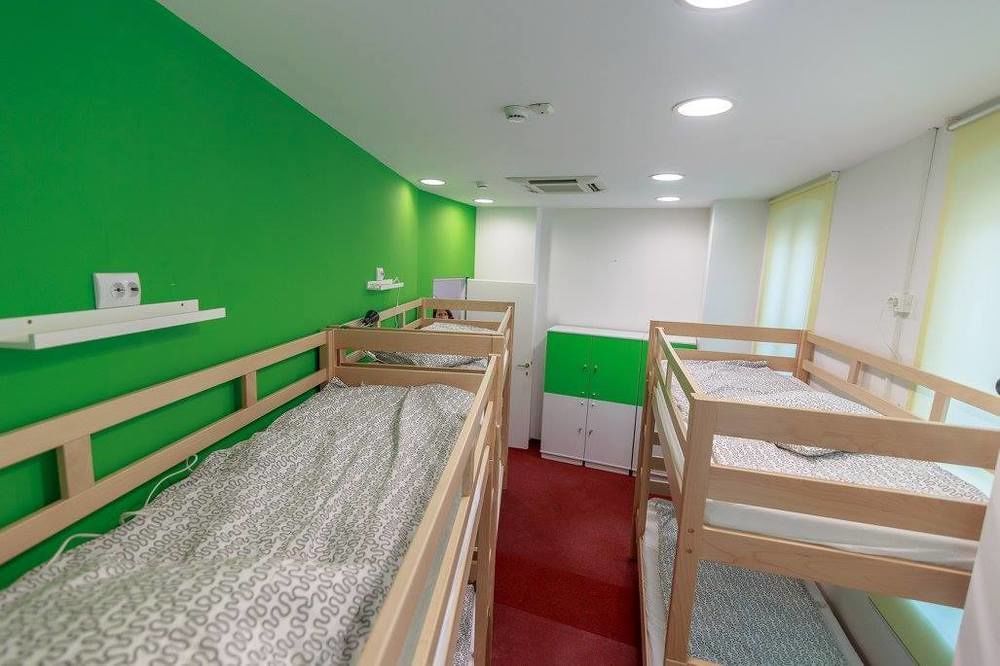 Pura Vida Sky Bar & Hostel Бухарест Экстерьер фото
